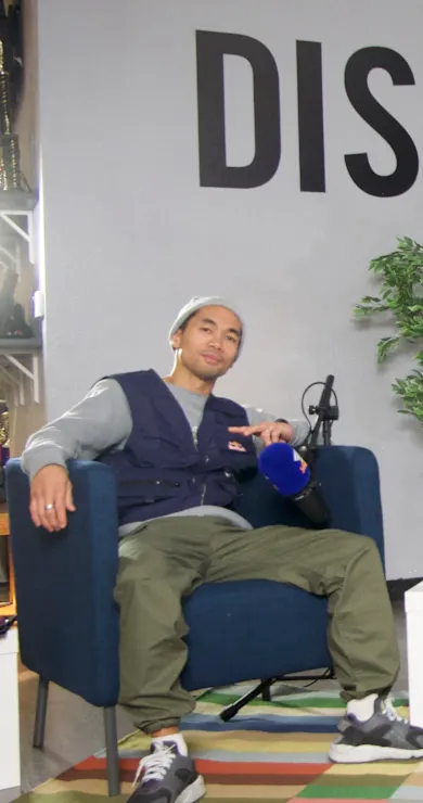 Carousel Slide Image of Distrct Talks