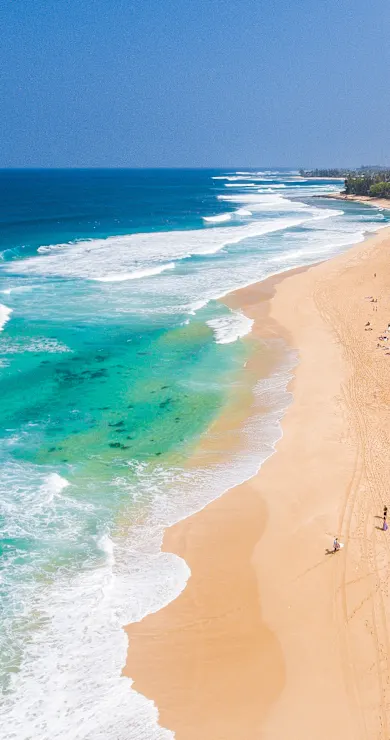 Carousel Slide Image of People Watching