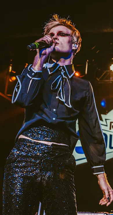 Carousel Slide Image of Bren Joy – Freezing