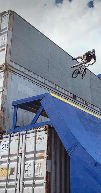 Carousel Slide Image of Uncontainable