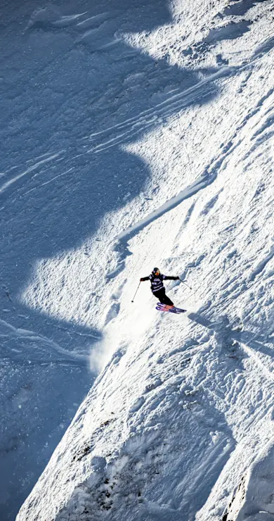 Carousel Slide Image of Women's winning ski run – Fieberbrunn