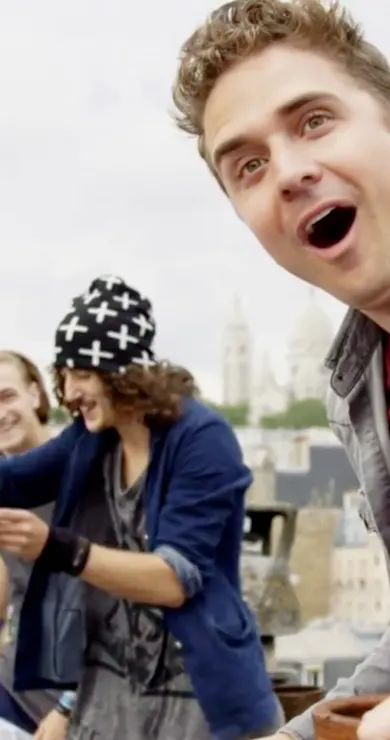 Carousel Slide Image of Paris