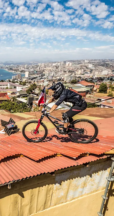 Carousel Slide Image of Виртуелна тура на рутата во Valparaíso