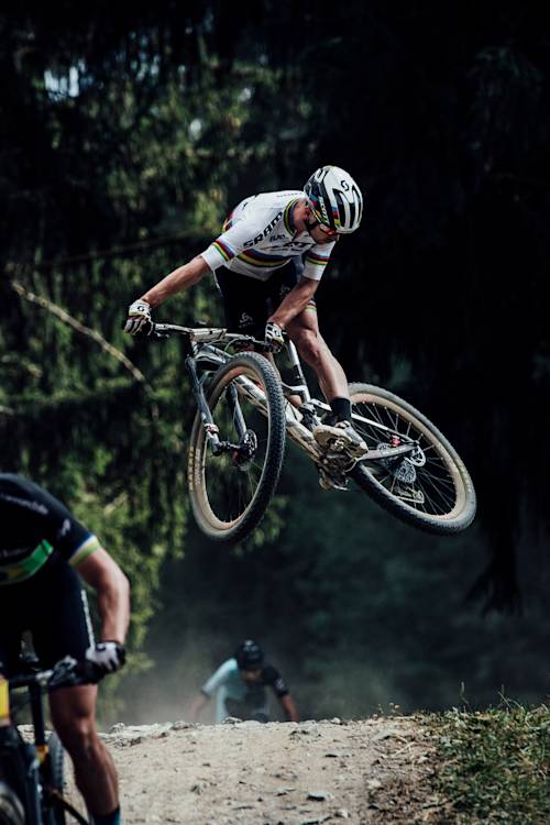 XCO highlights – Les Gets