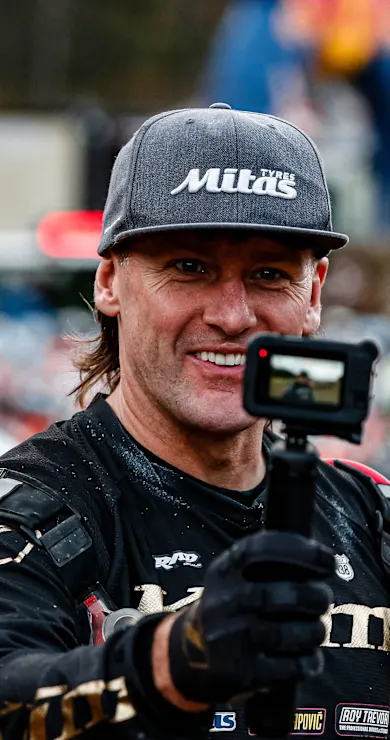 Carousel Slide Image of Lo mejor de Bolton y Skinner – Red Bull Erzbergrodeo