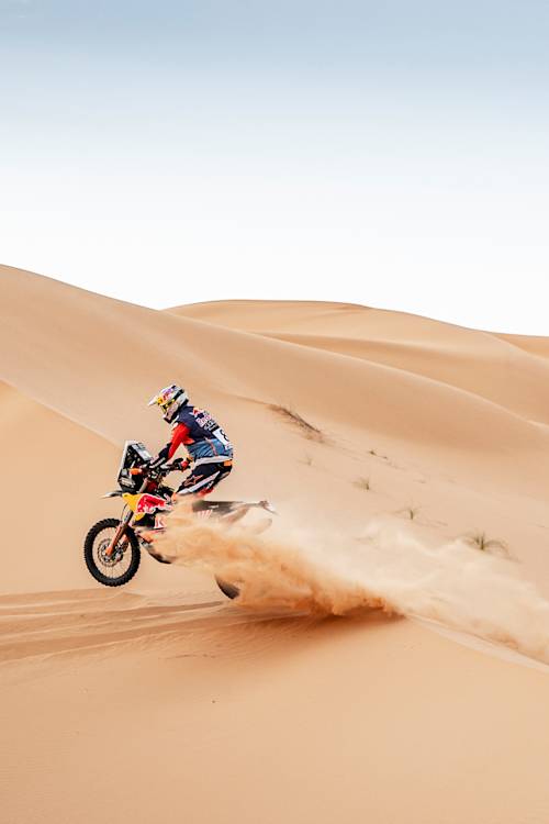 Go behind the scenes of the Rallye du Maroc