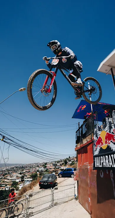 Carousel Slide Image of Red Bull Valparaíso Cerro Abajo highlights