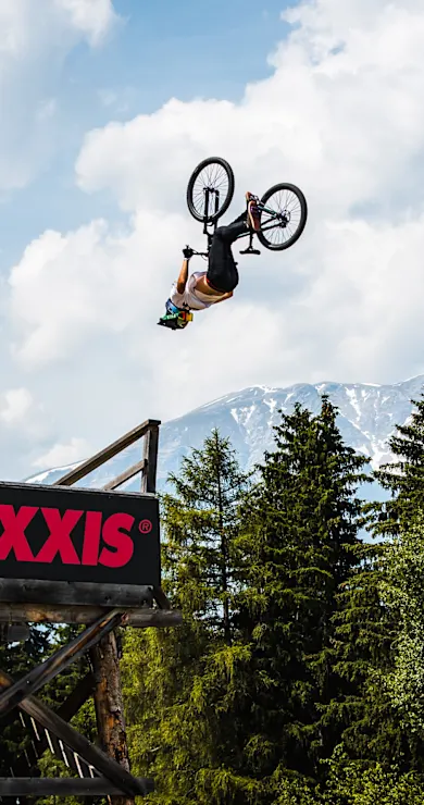 Carousel Slide Image of Emil Johansson's winning slopestyle run – British Columbia