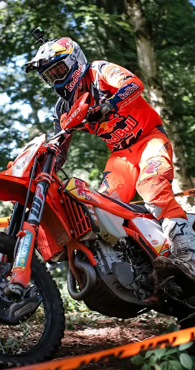 Carousel Slide Image of Nathan Watson Day 1 POV