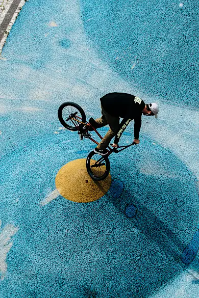 Carousel Slide Image of Bruno Hoffmann explores Berlin