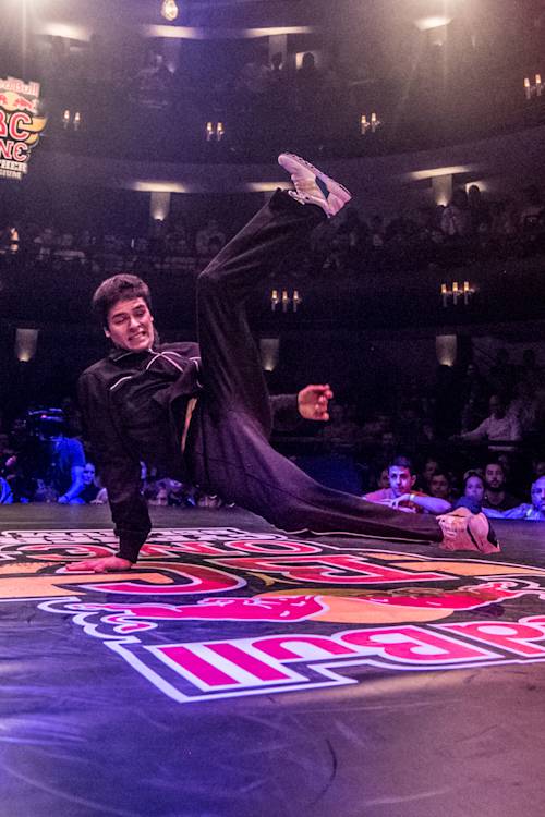 B-Boys semi-final: Lucky vs Admiracles