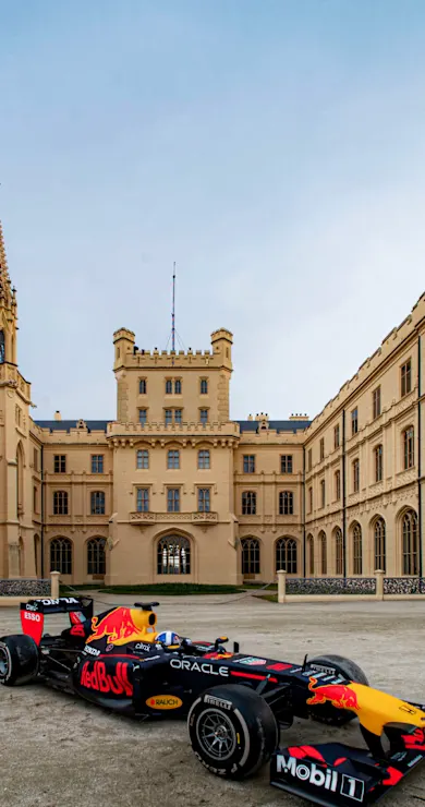 Carousel Slide Image of Из замка в замок