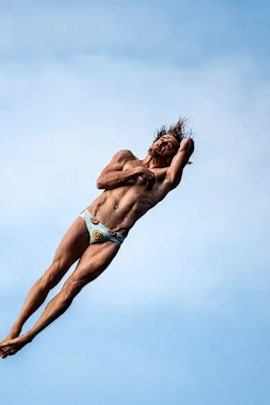 Carousel Slide Image of Top 3 men's and women's dives – France