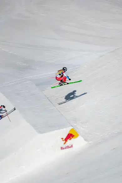 Carousel Slide Image of Women's winning run